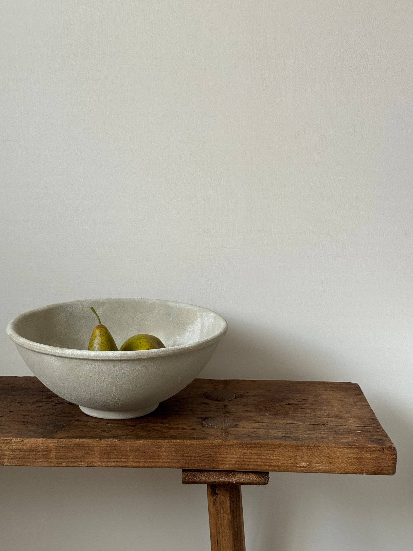 Up-cycled  |   Stone effect round decorative French-style bowl