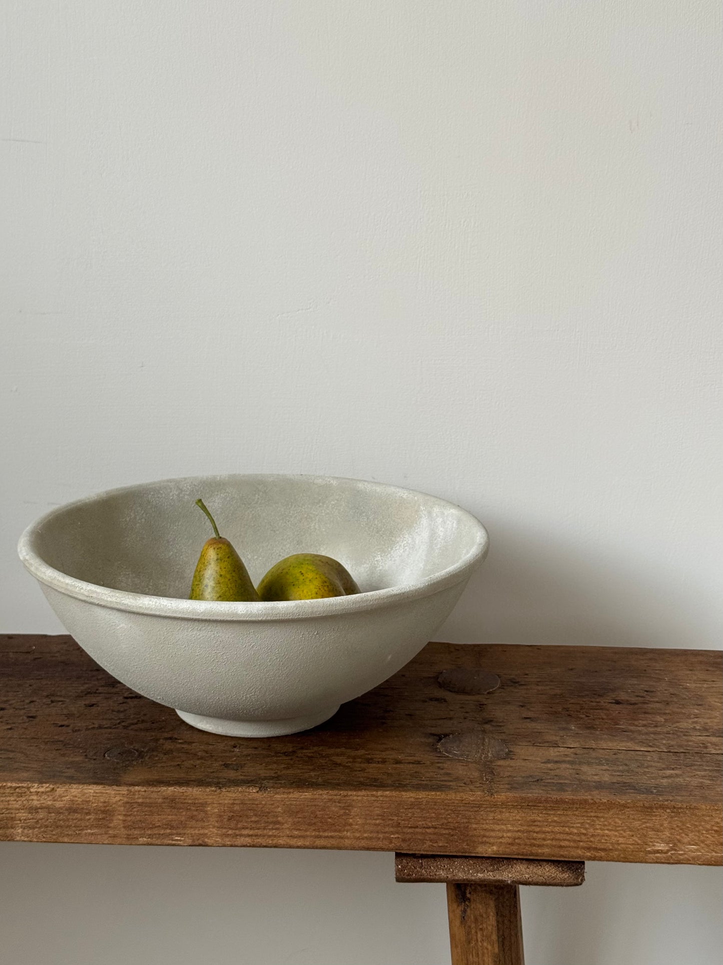 Up-cycled  |   Stone effect round decorative French-style bowl