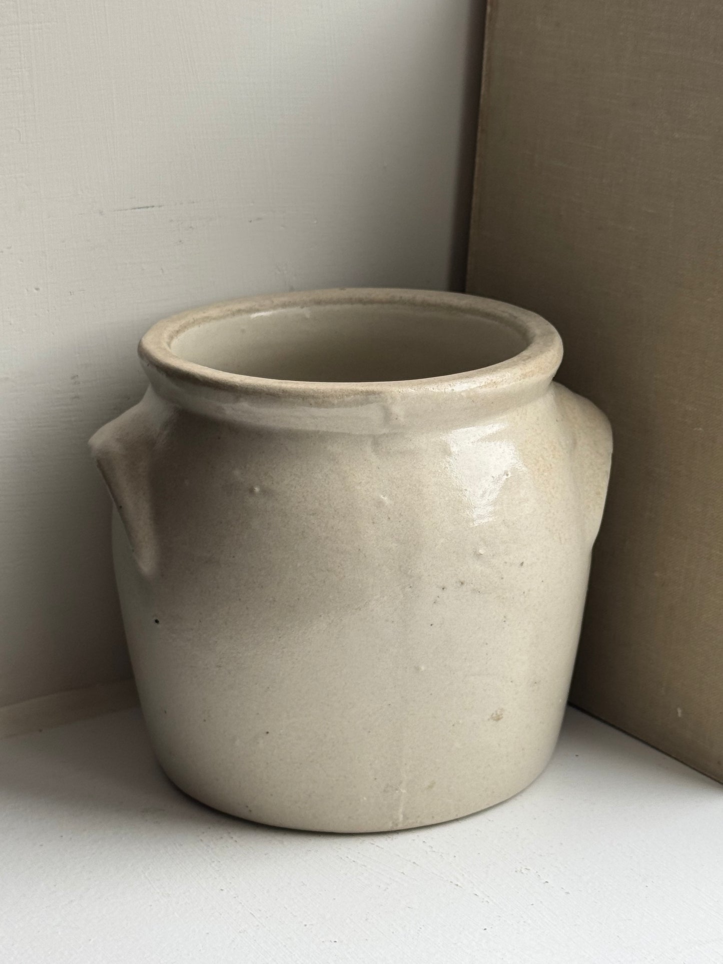 Small Cream French Confit Pot