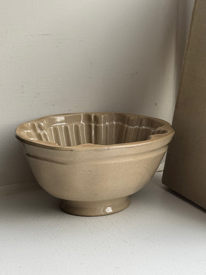 Small Vintage Jelly Mould
