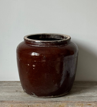 Rich Brown South Asian Pot
