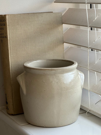 Small Cream French Confit Pot
