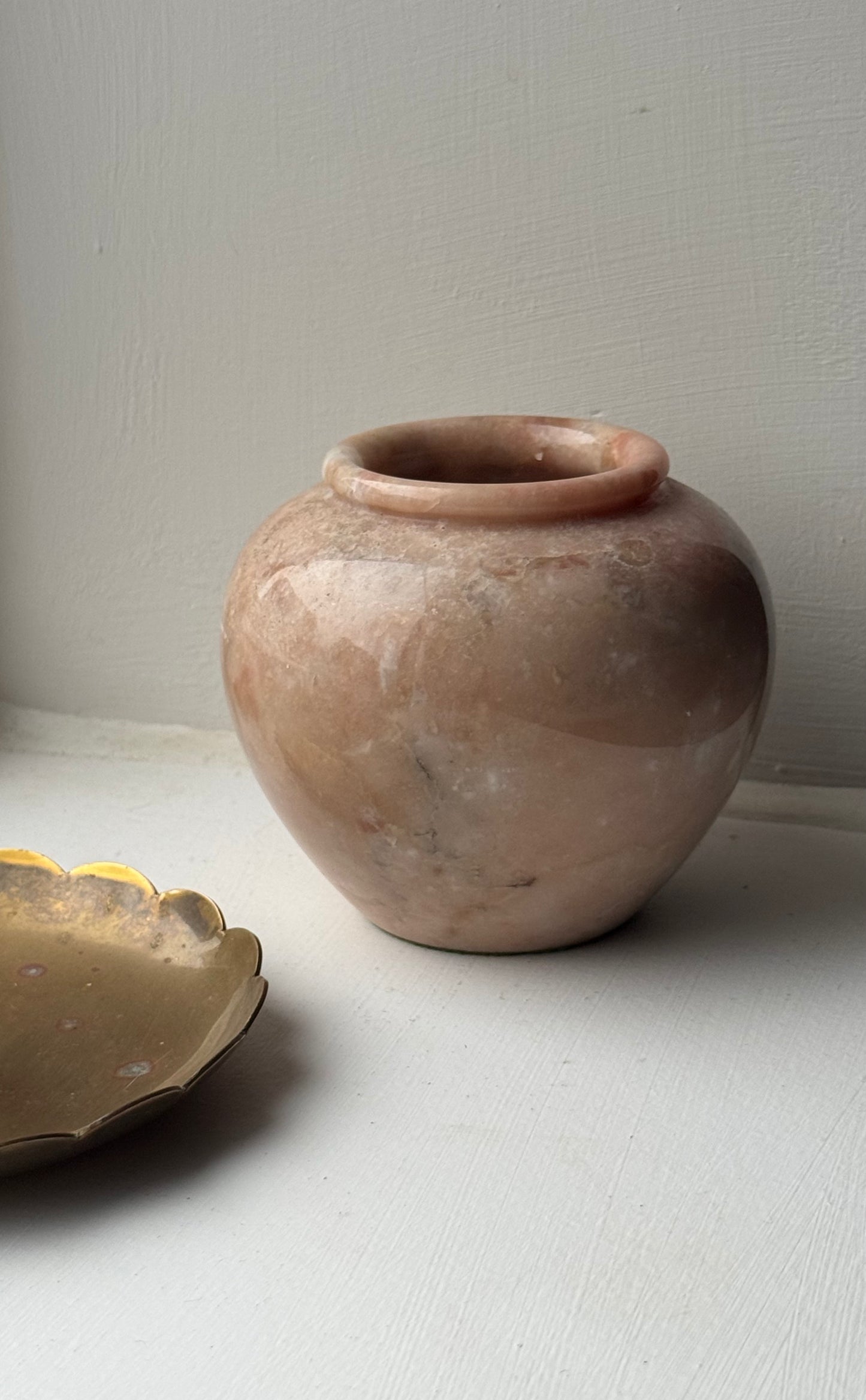 Salmon Beige Small Marble Urn