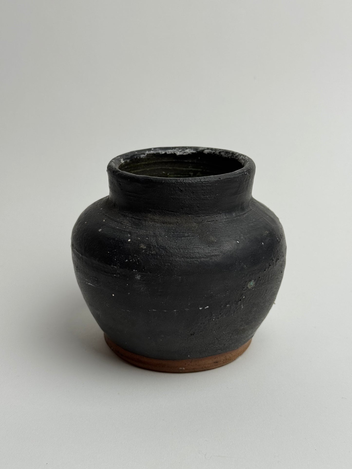 Charcoal Rounded Pots