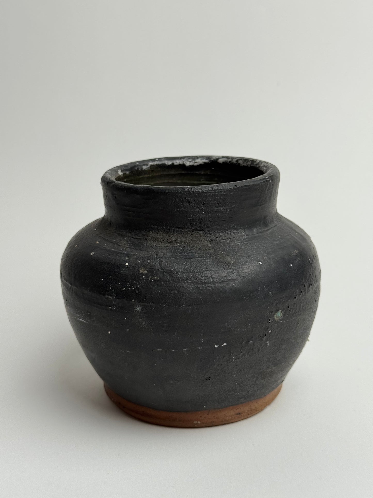 Charcoal Rounded Pots