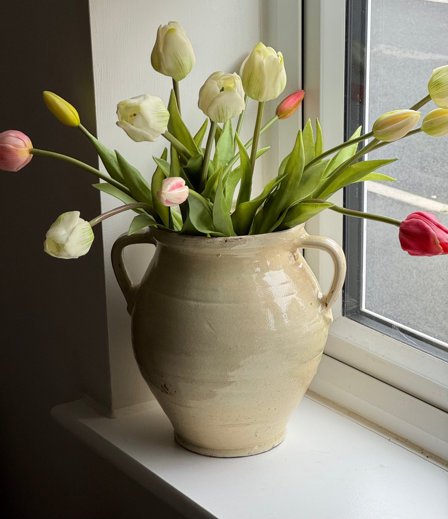 Cream/Butter Yellow Twin Handled Pot