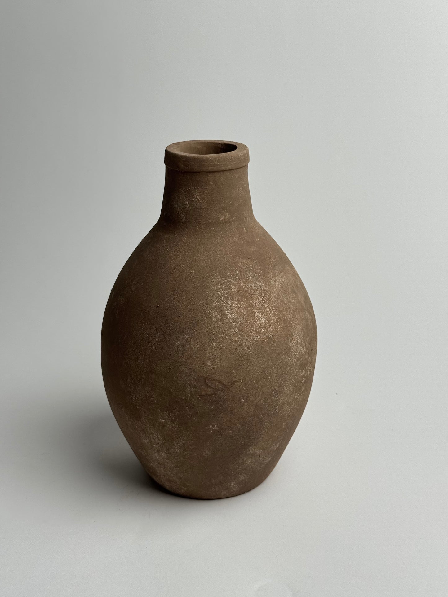 Up-cycled  |  Warm brown rounded tapered vase