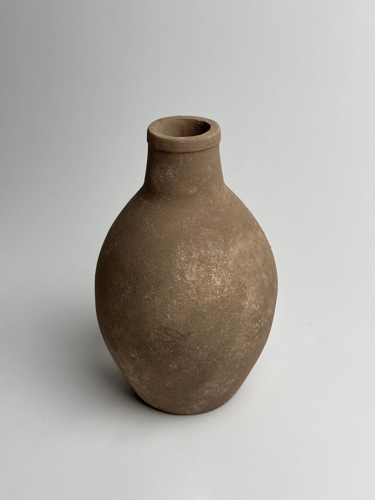 Up-cycled  |  Warm brown rounded tapered vase