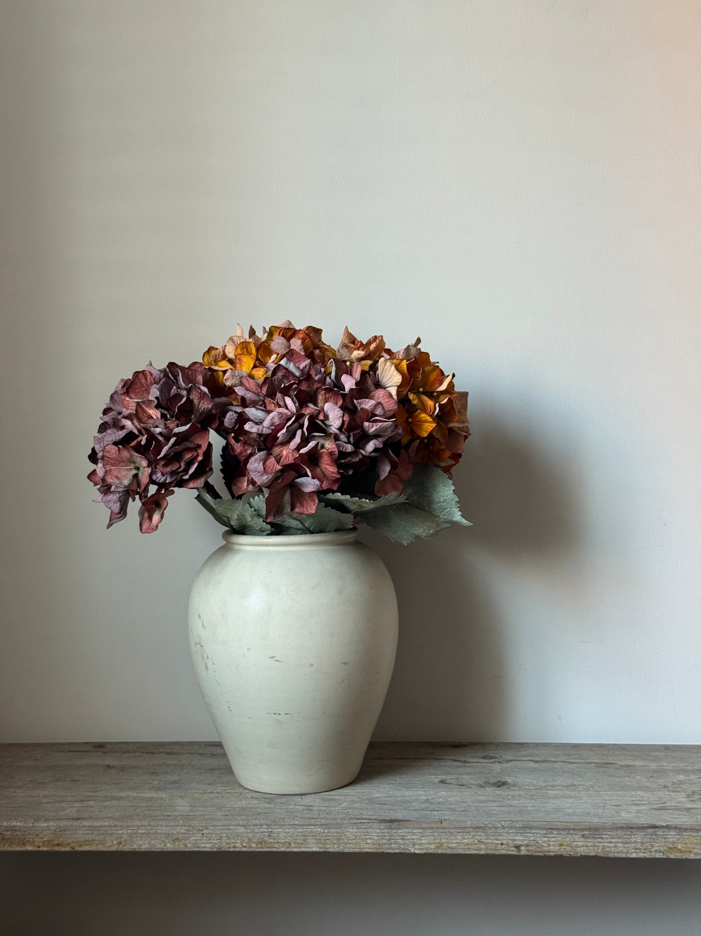 Faux Dried Hydrangea Stem