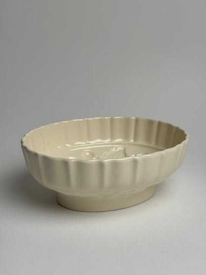 Vintage Ivory Jelly Mould