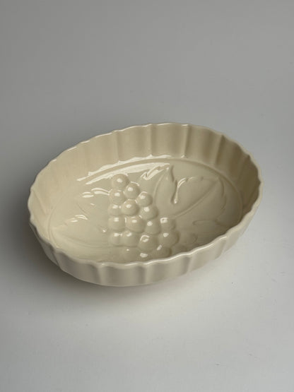 Vintage Ivory Jelly Mould