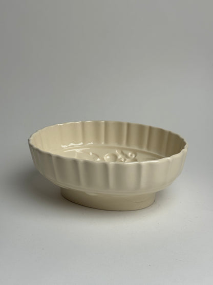 Vintage Ivory Jelly Mould