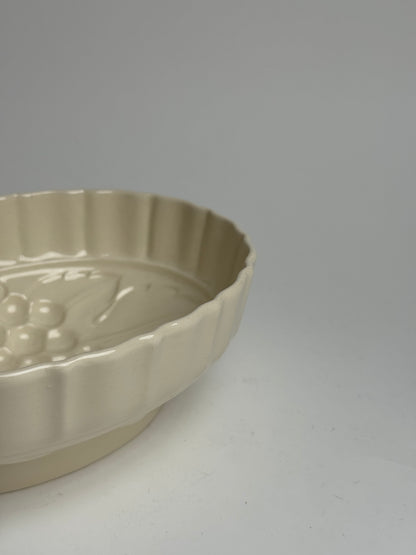 Vintage Ivory Jelly Mould