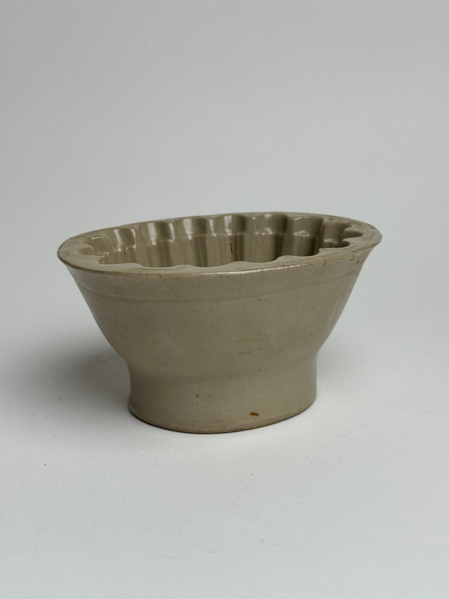 Small Vintage Jelly Mould