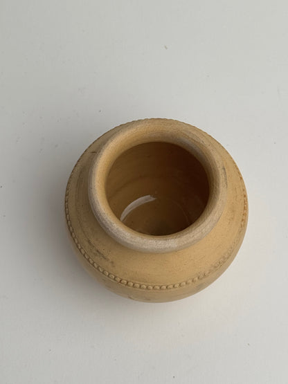 Small Rounded Beaded Vintage Pot