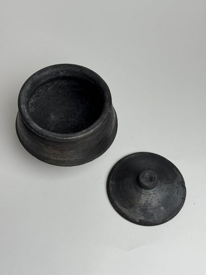 Charcoal Rounded Pots