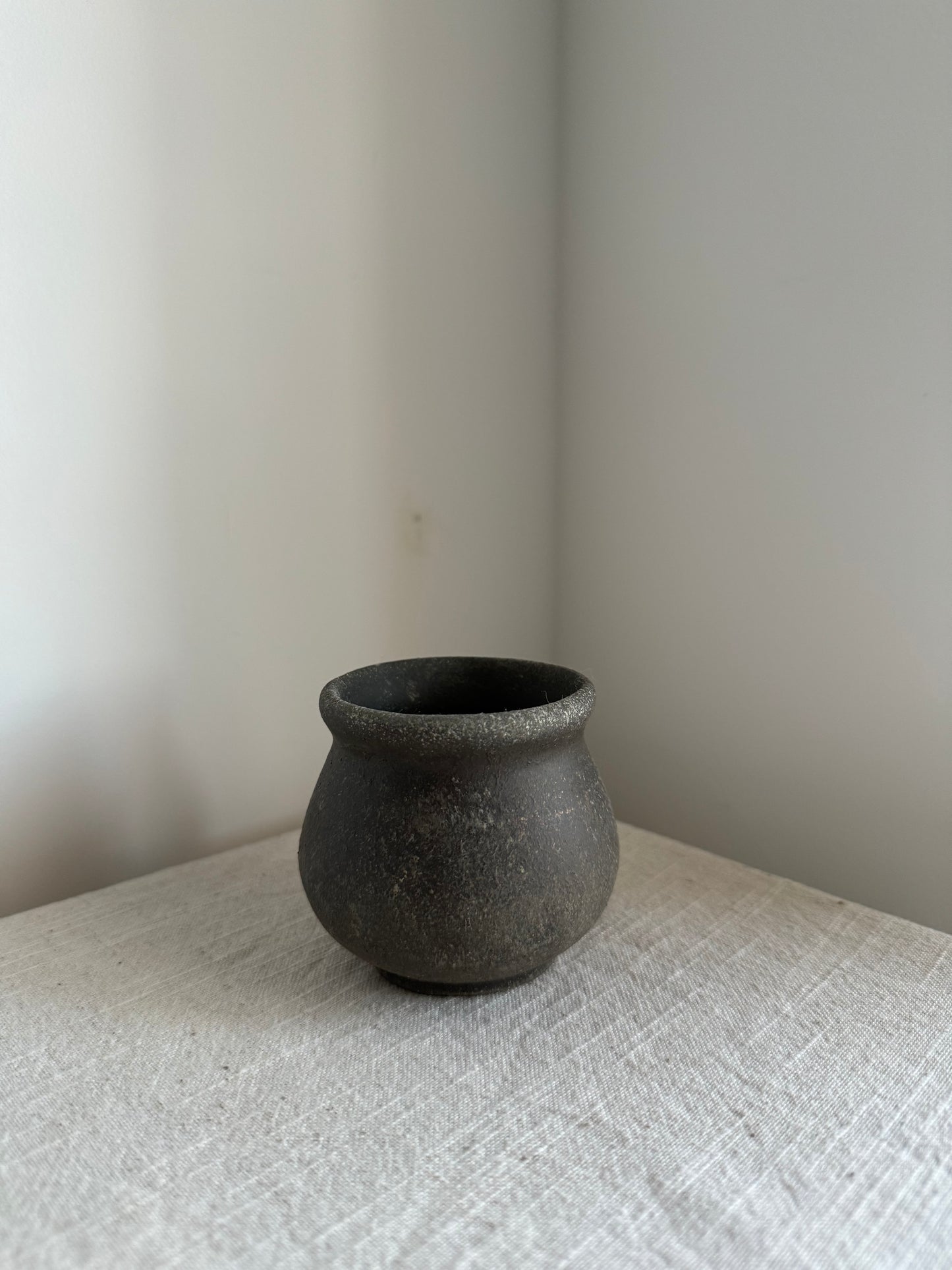 EARTH  |  small earthy brown decorative pot