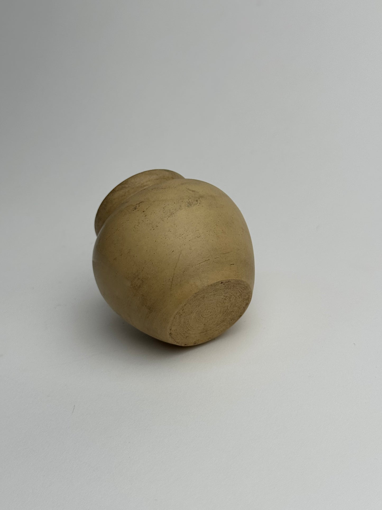 Small Rounded Beige Vintage Pot