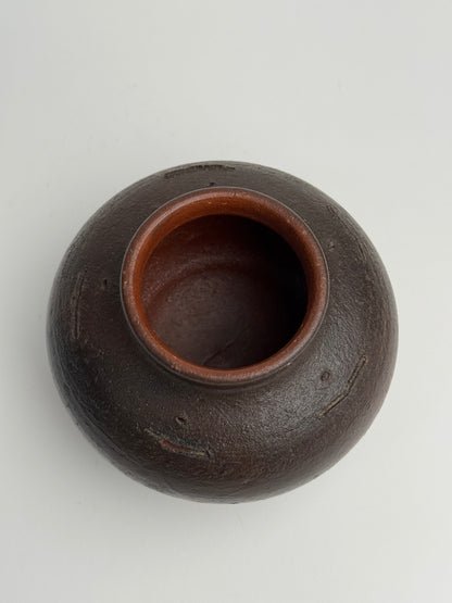 Small Deep Brown Vintage Pot