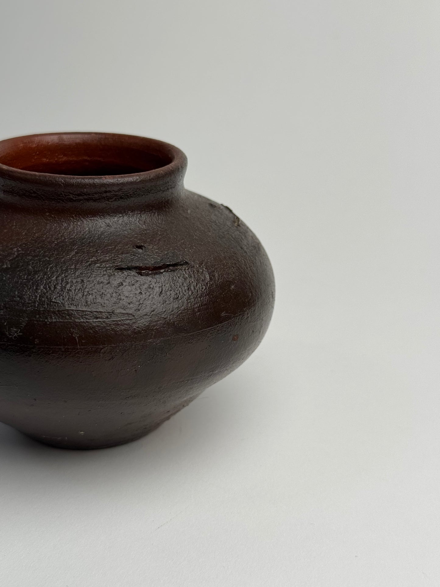 Small Deep Brown Vintage Pot