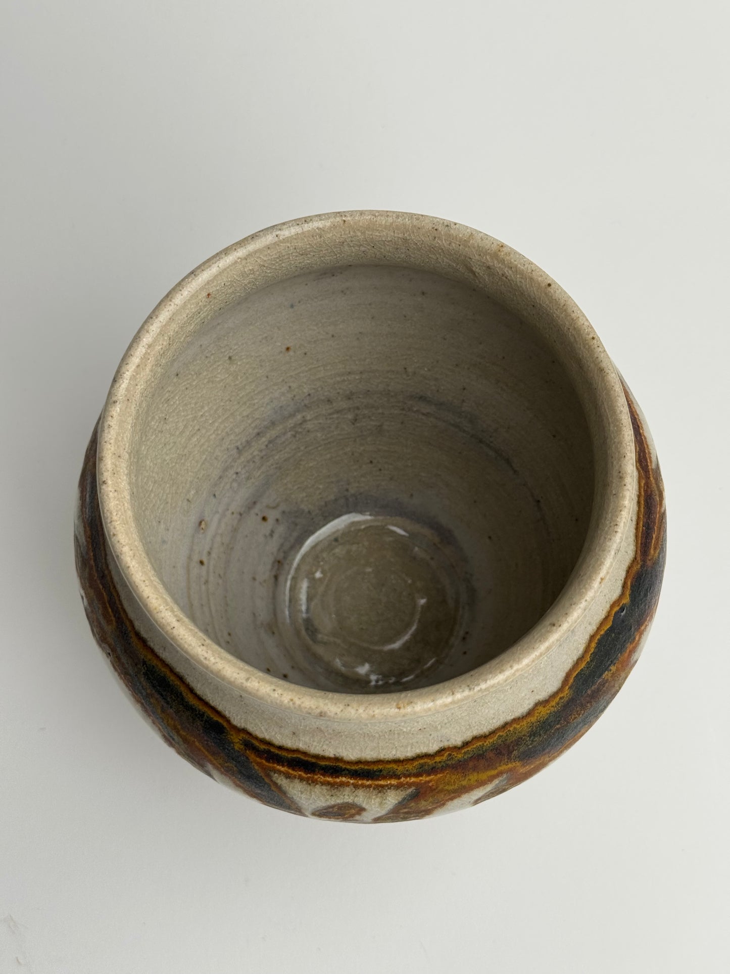Warm Brown Pattern Tapered Pot