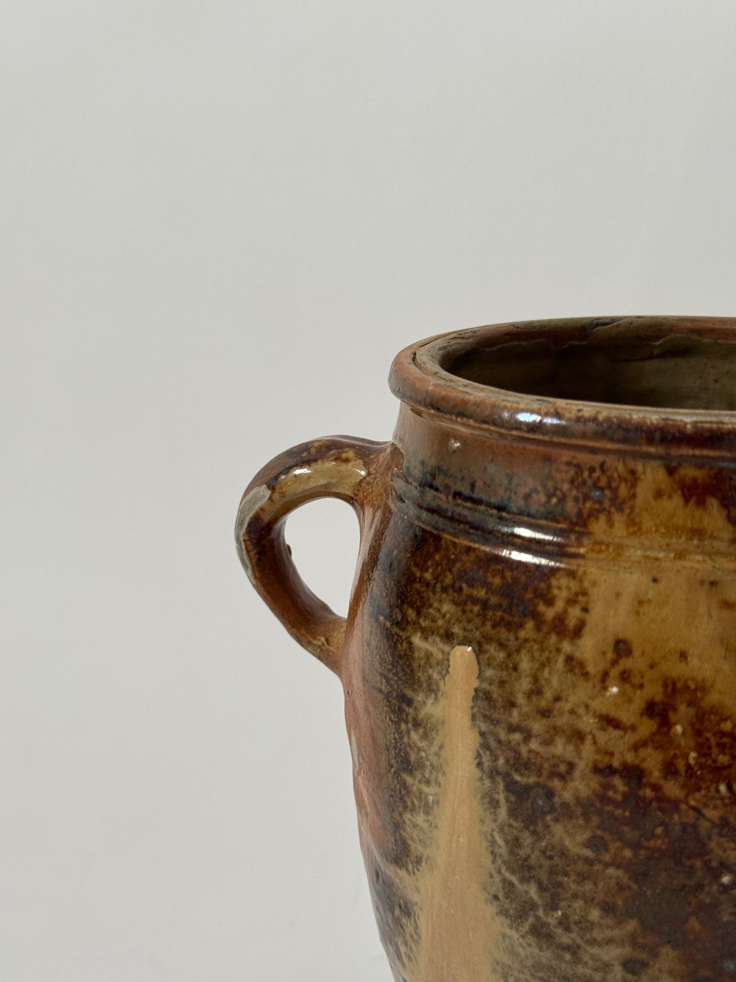 Glazed Twin Loop Handled French Pot