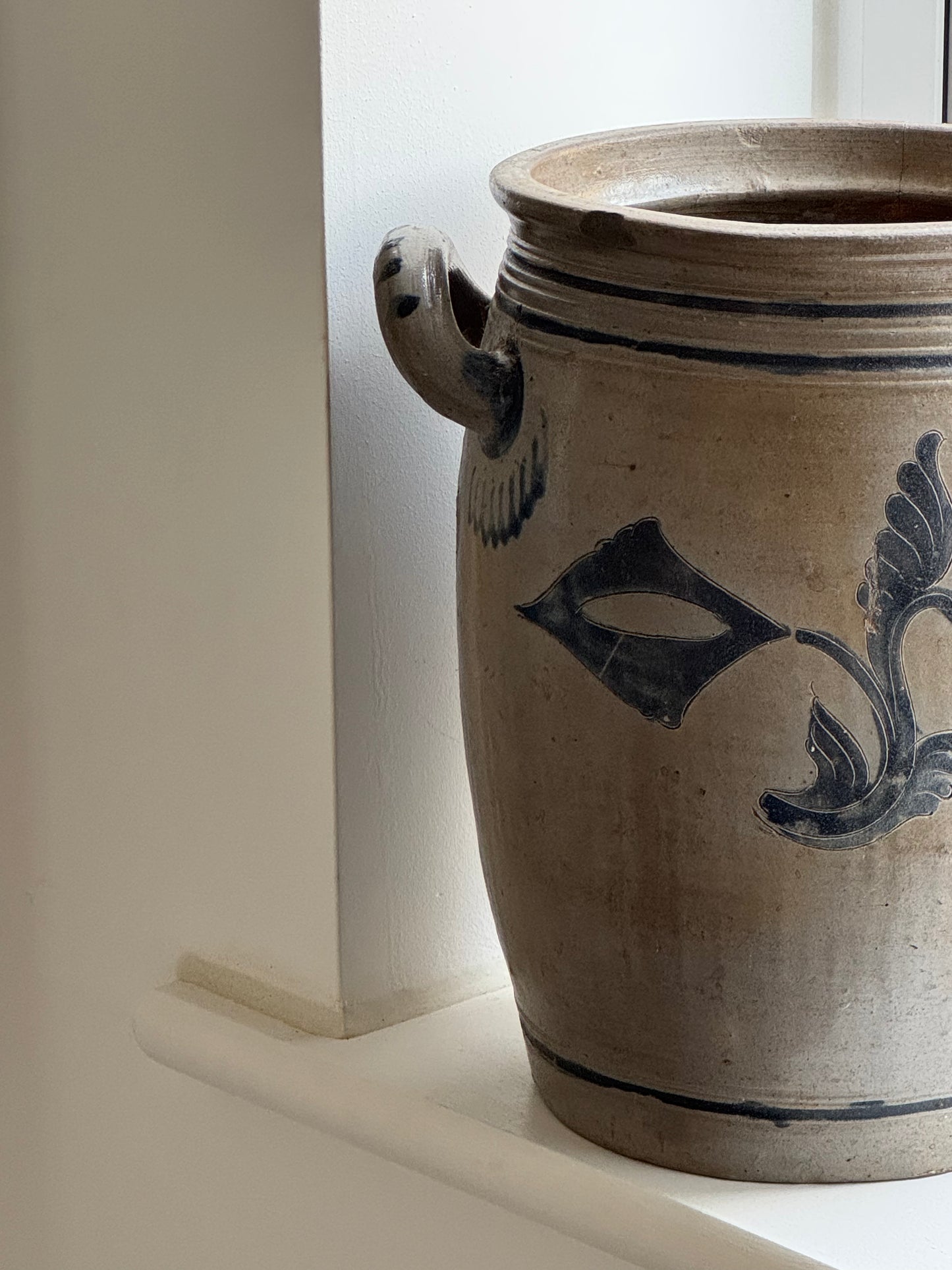 Large French Salt-glazed Alsace Pot
