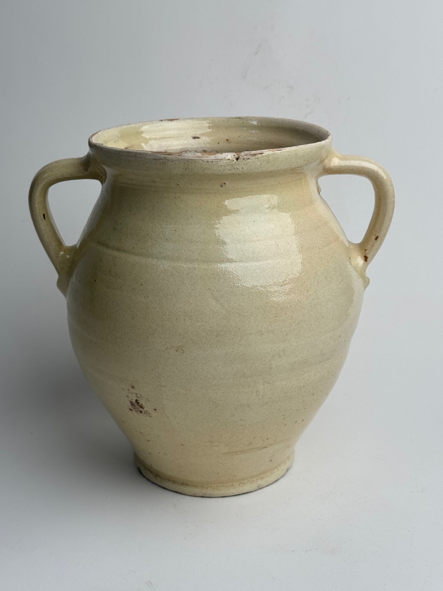 Cream/Butter Yellow Twin Handled Pot