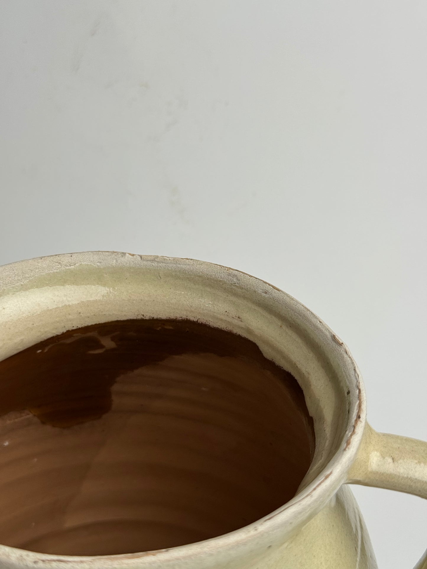 Cream/Butter Yellow Twin Handled Pot