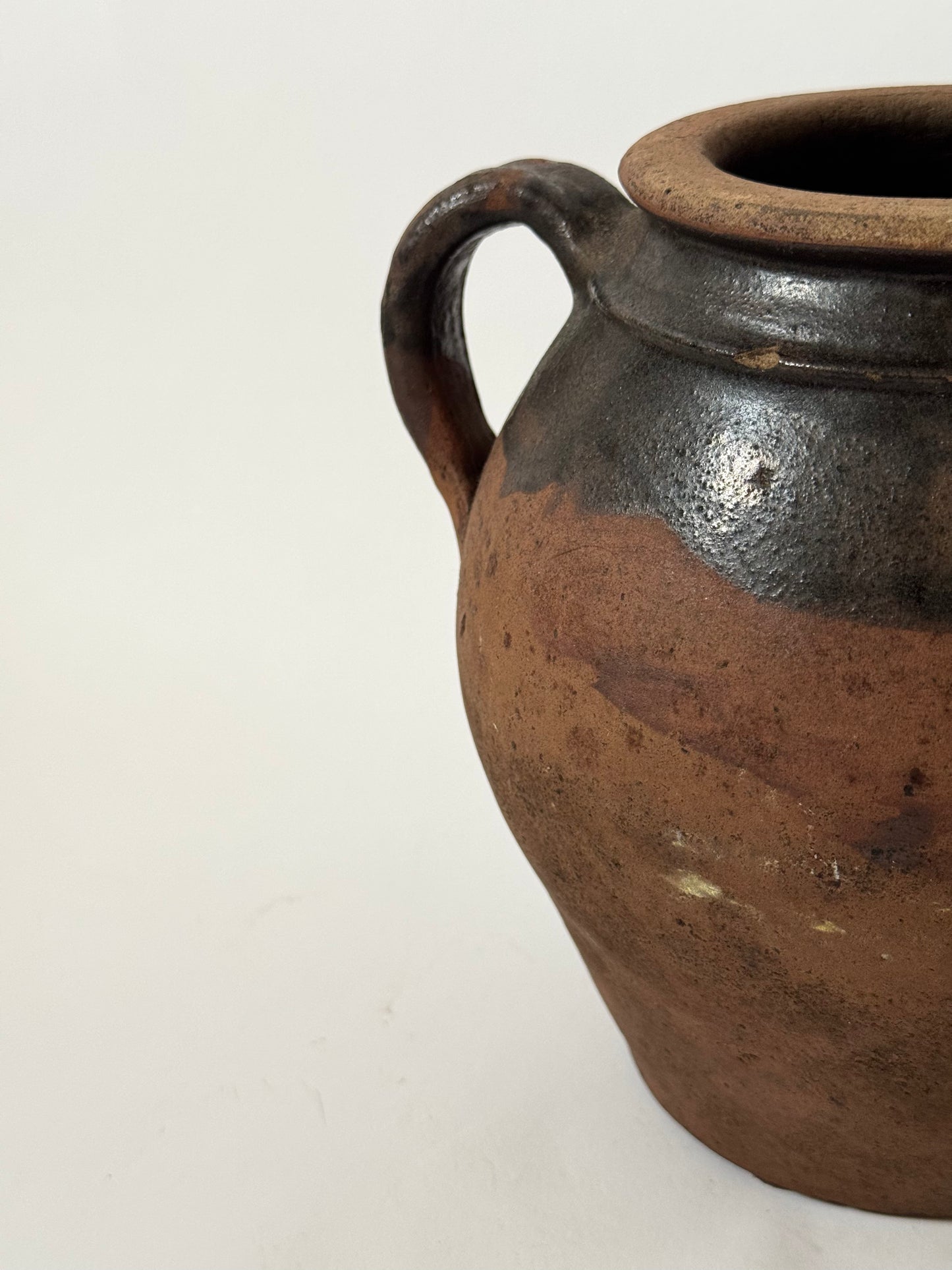 Twin Handled Round French Vessel