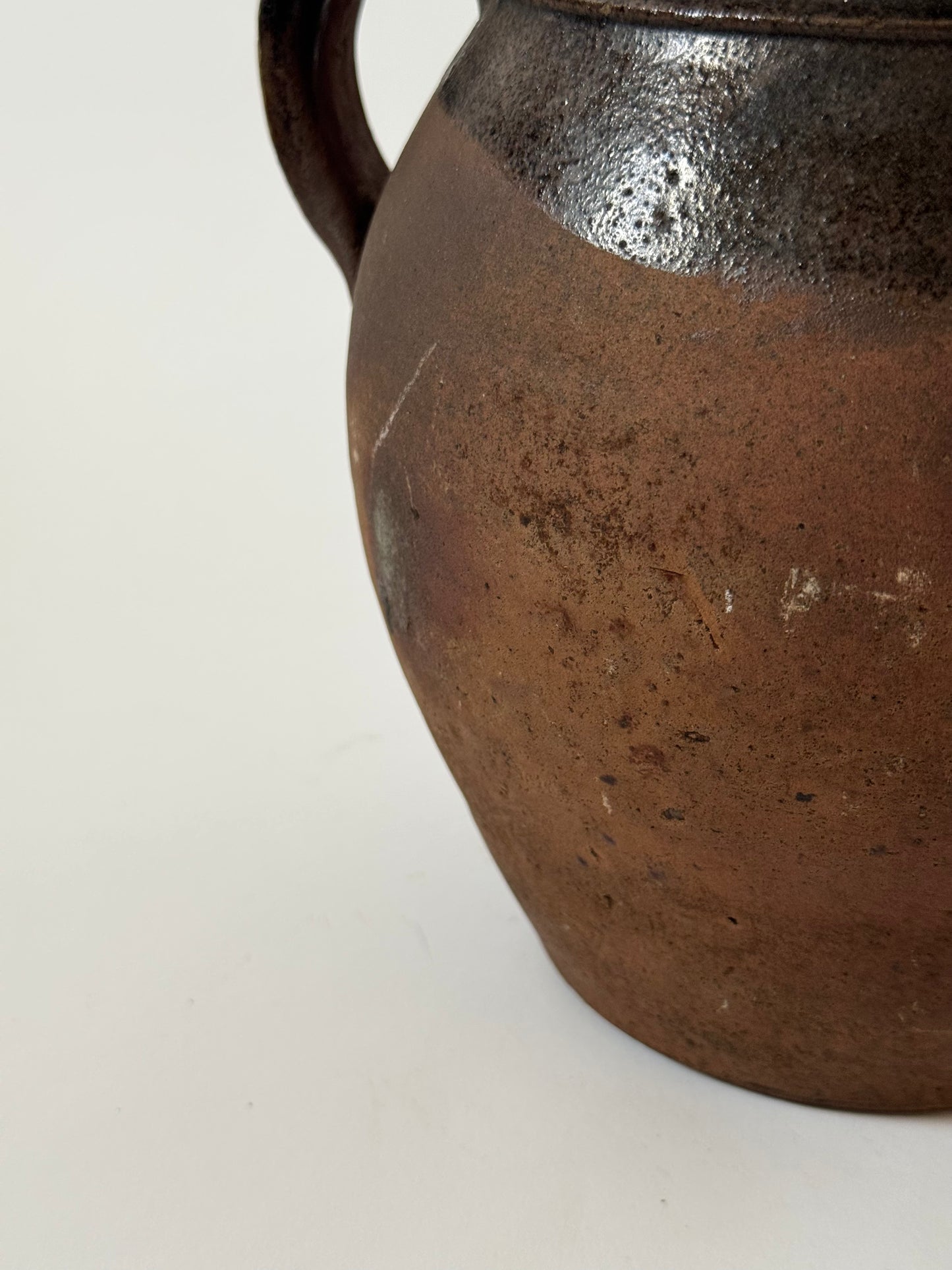 Twin Handled Round French Vessel