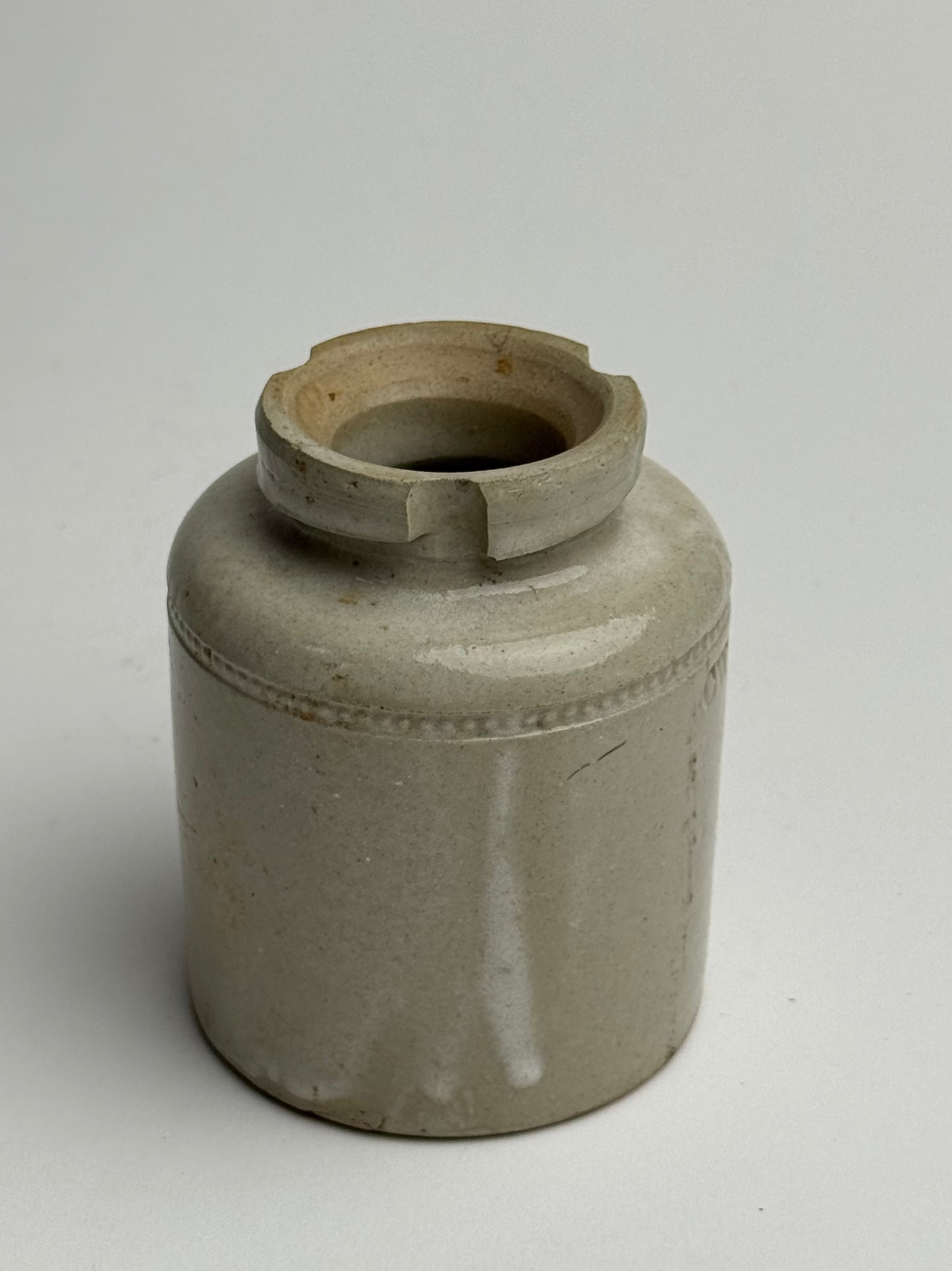Small Greige Vintage Pot