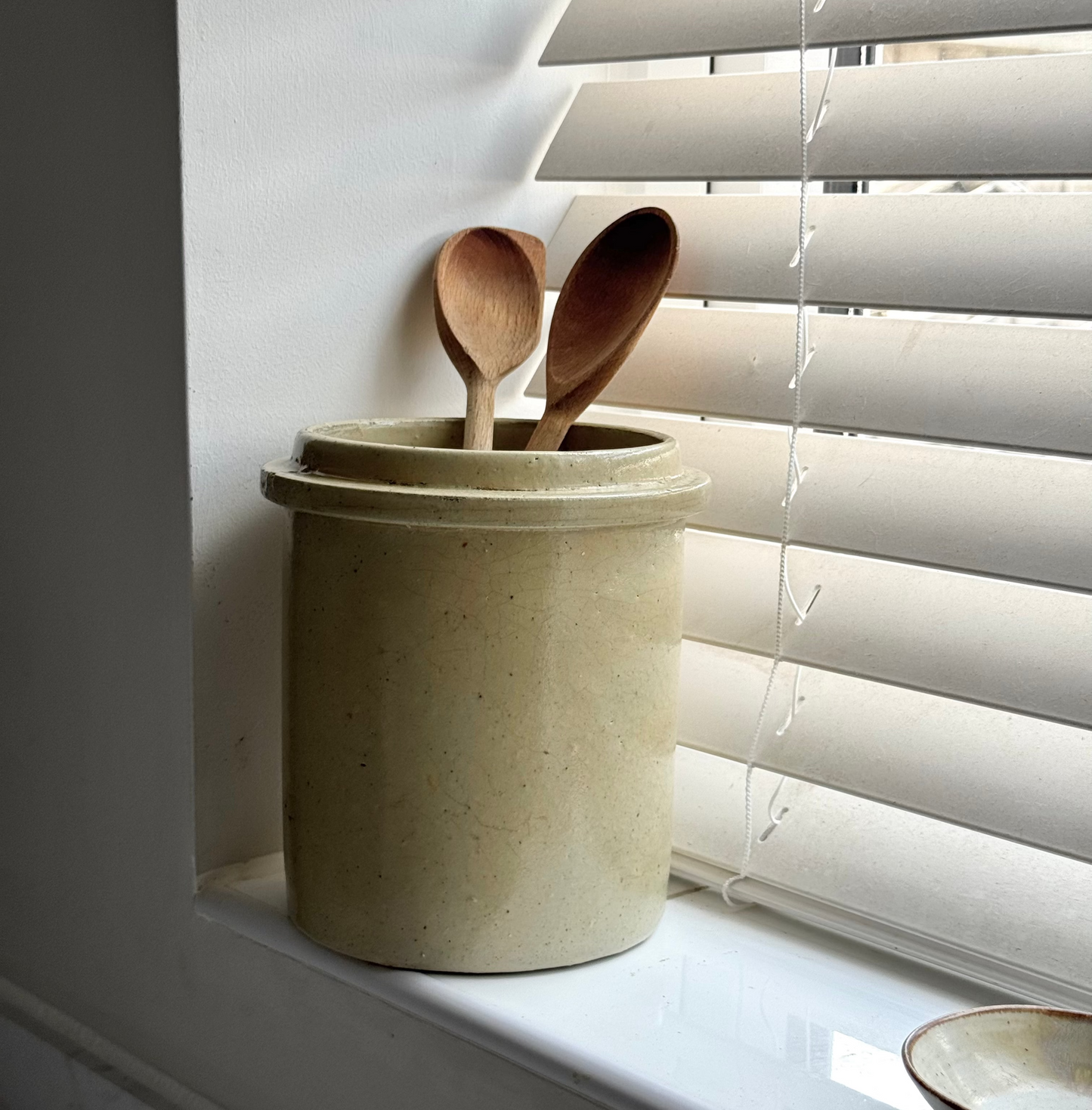 Glazed Stoneware Utility Pot