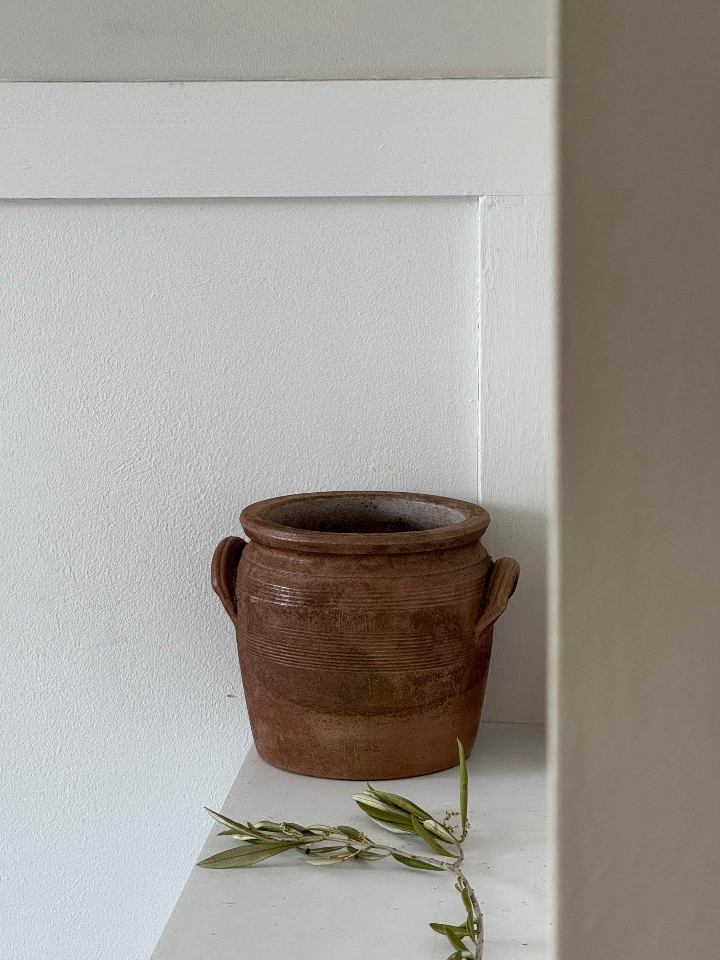 Vintage Brown Confit Pot