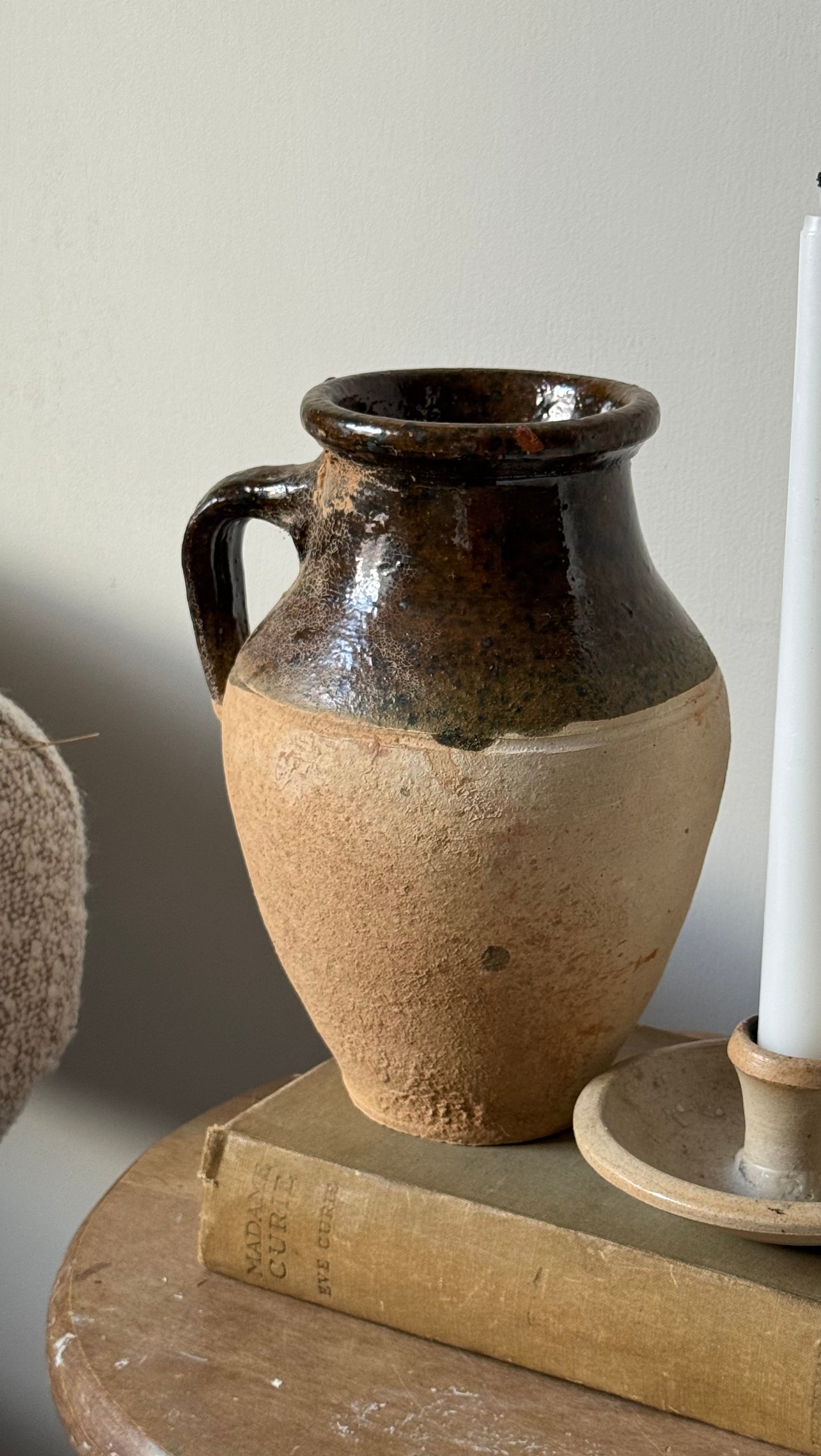 Two Toned Rich Brown Turkish Vessel