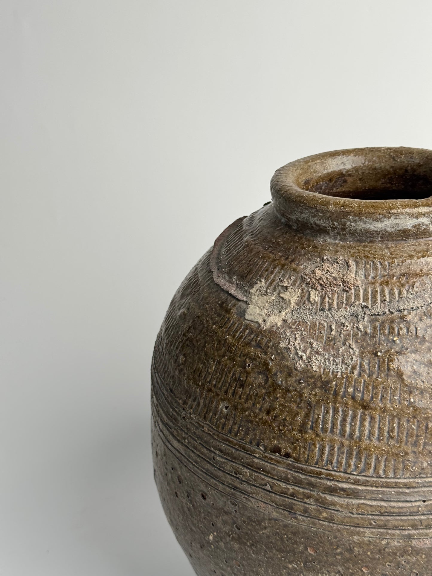 Large Chinese Rice Wine Jar