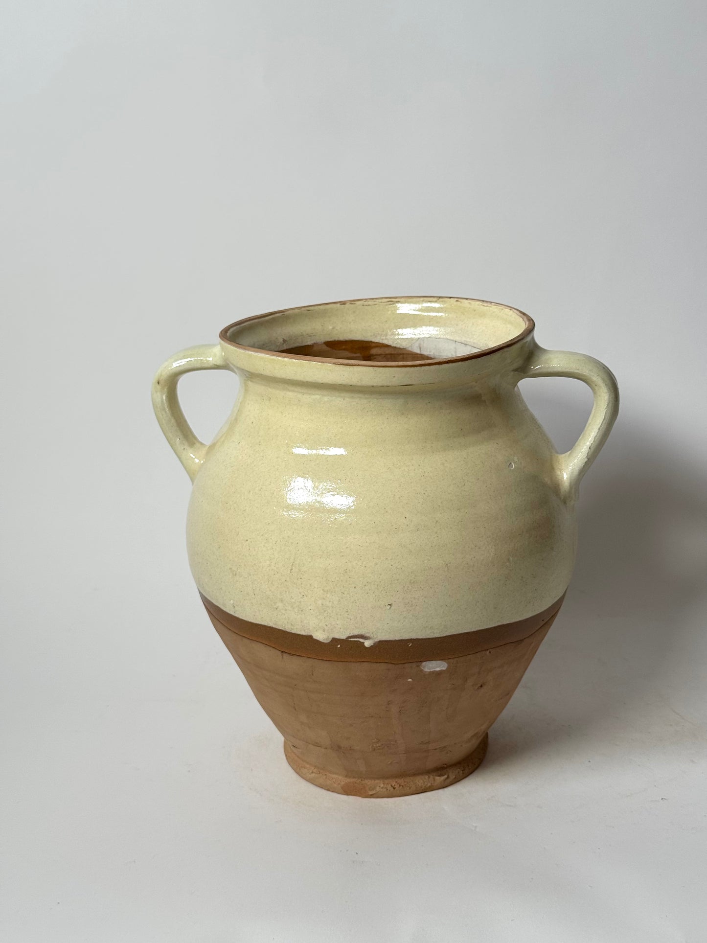 Half Glaze Butter Yellow Urn