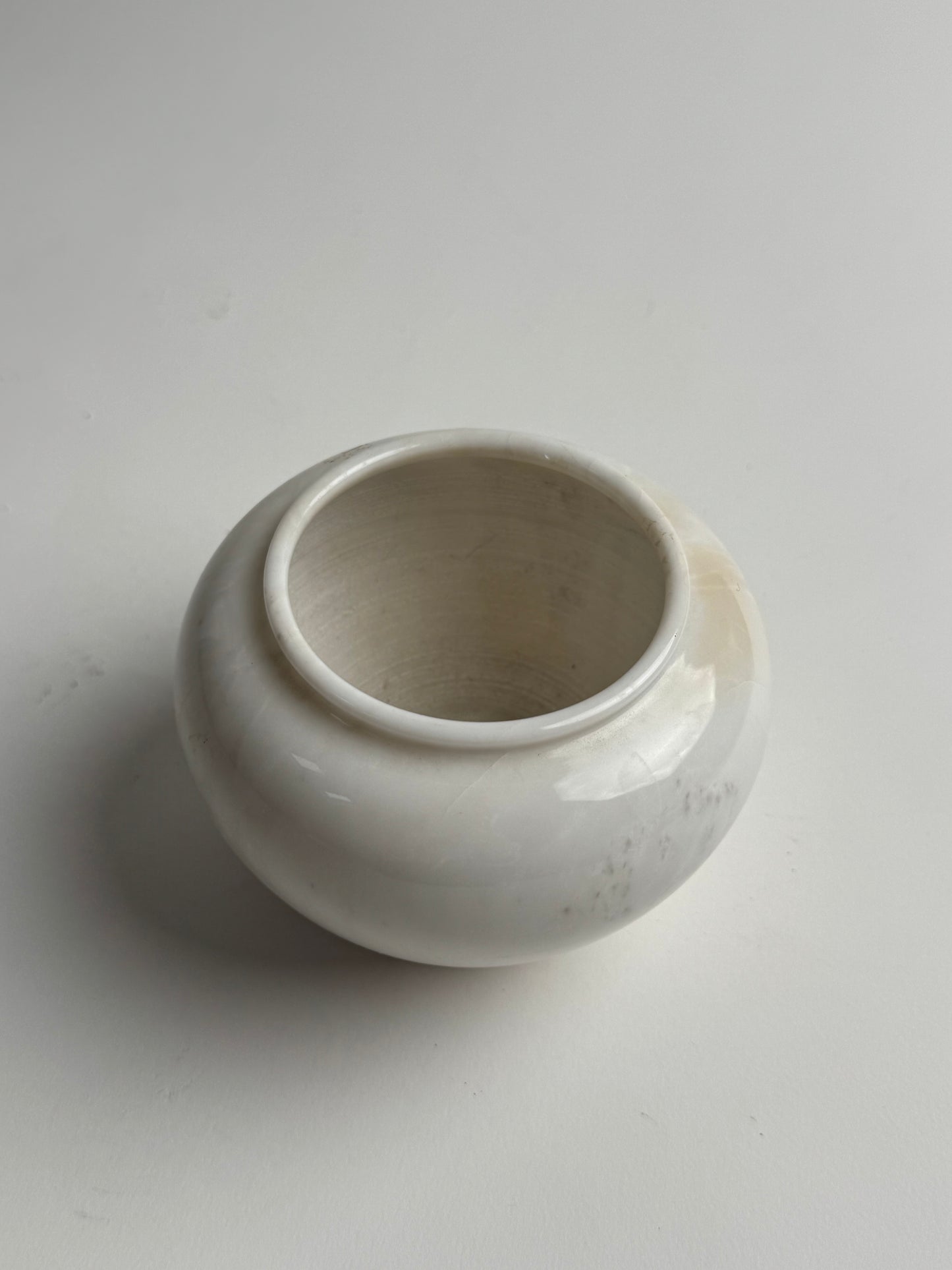Small White Vintage Marble Pot