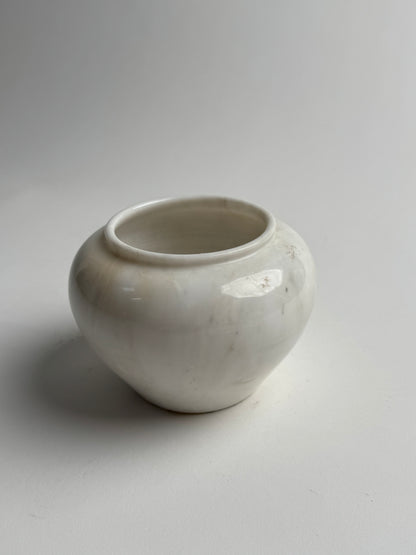 Small White Vintage Marble Pot