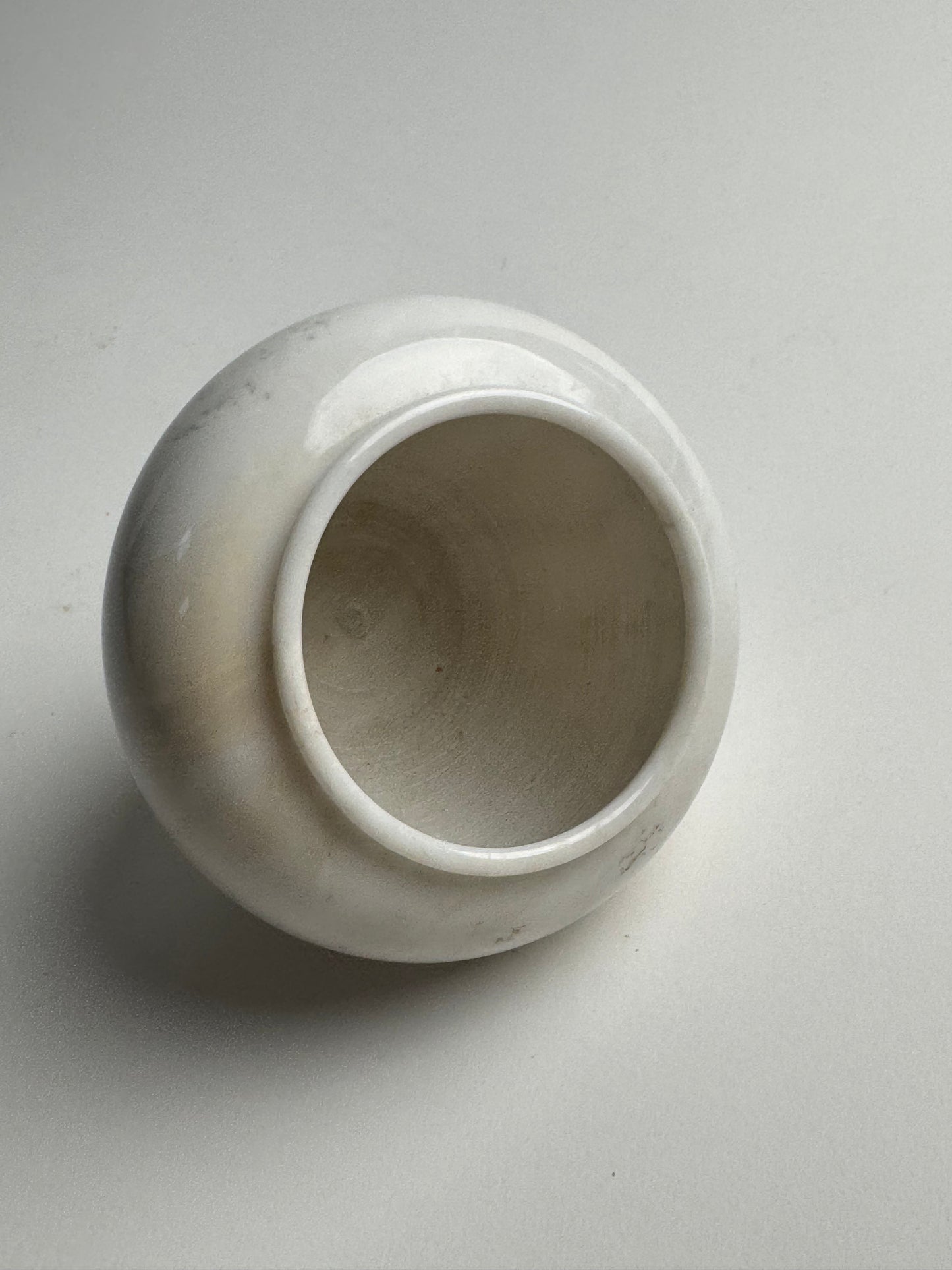 Small White Vintage Marble Pot