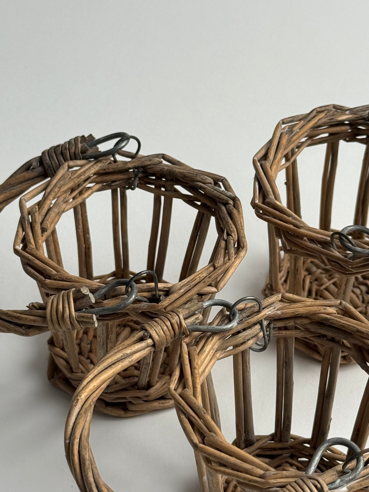 Small Vintage Wicker Baskets