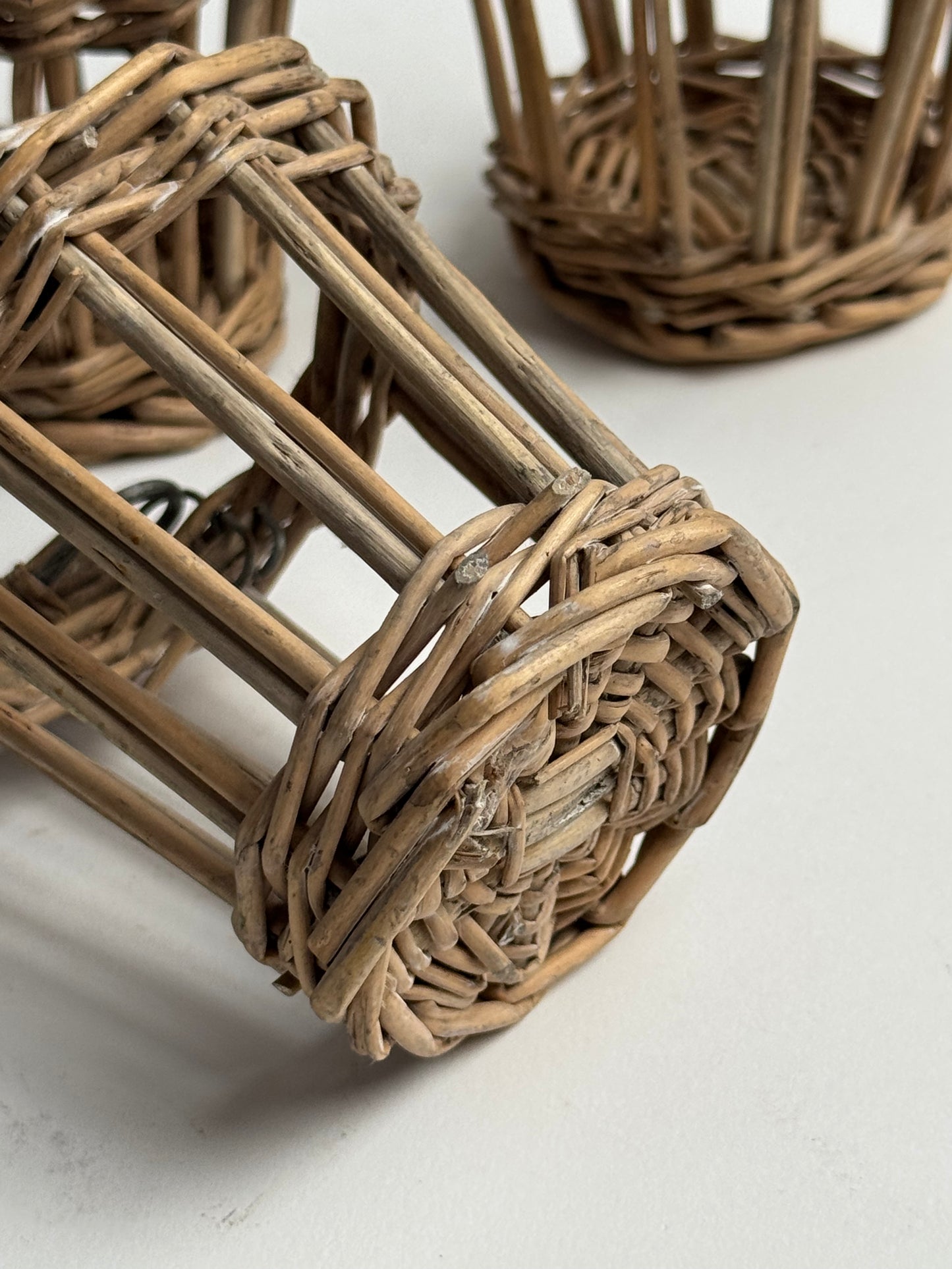 Small Vintage Wicker Baskets