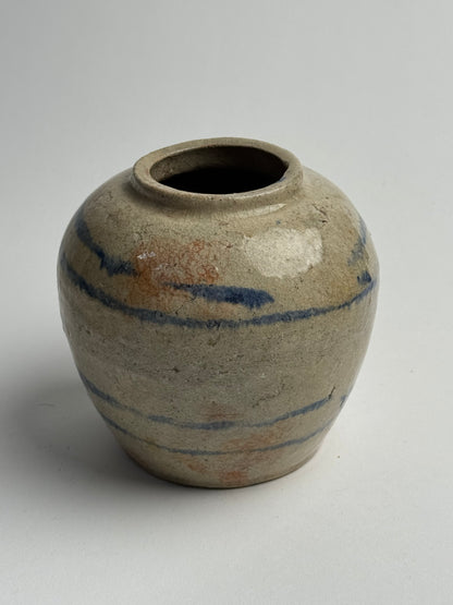 Line Detail Antique Ginger Jar