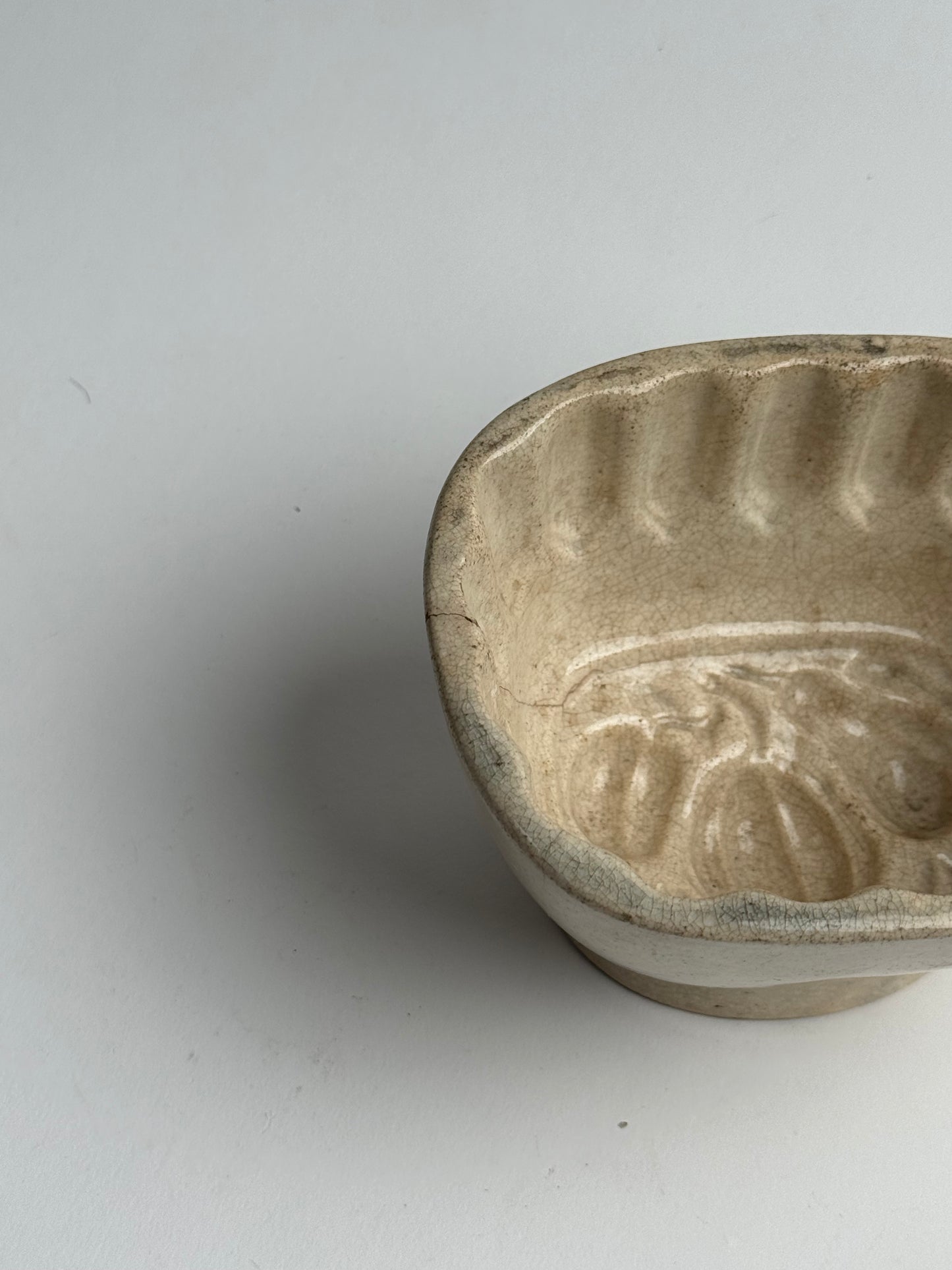 Vintage Cream Glazed Jelly Mould