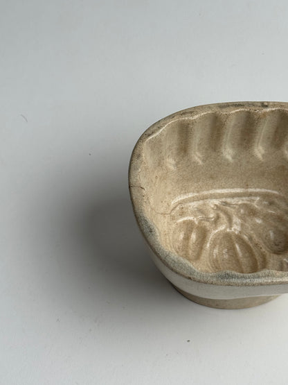 Vintage Cream Glazed Jelly Mould