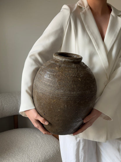Large Chinese Rice Wine Jar