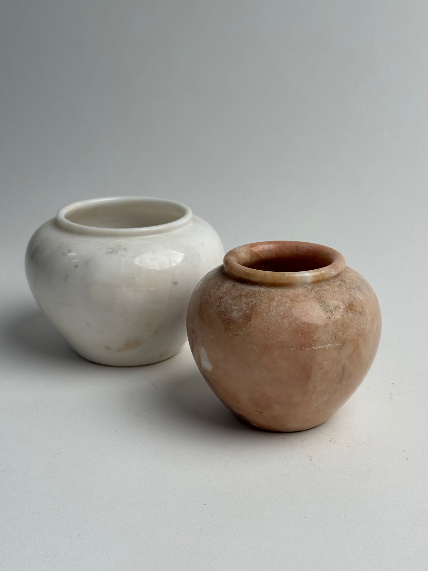 Salmon Beige Small Marble Urn