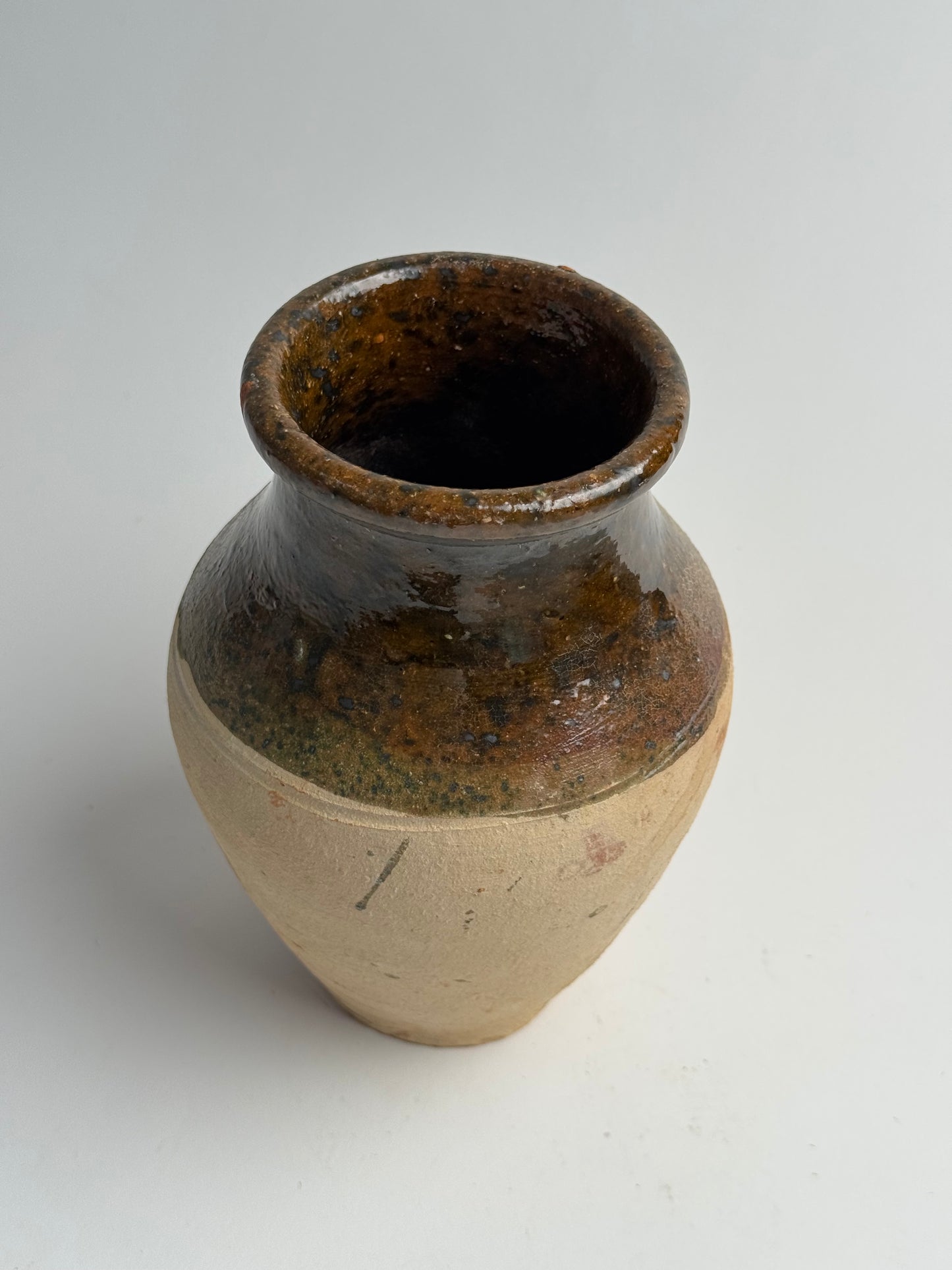 Two Toned Rich Brown Turkish Vessel