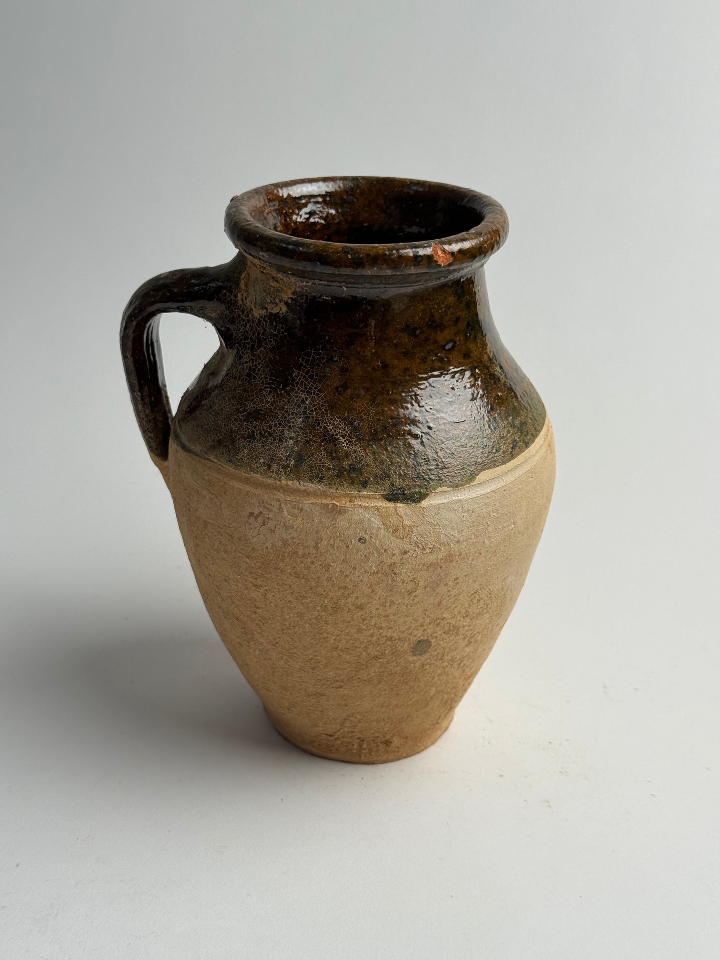 Two Toned Rich Brown Turkish Vessel