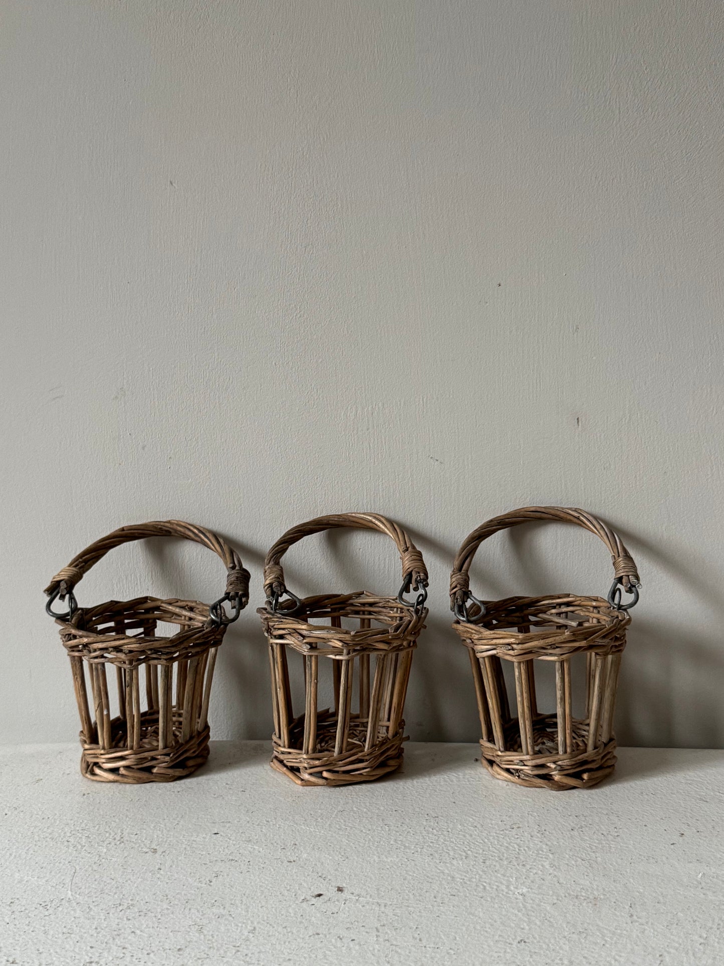 Small Vintage Wicker Baskets